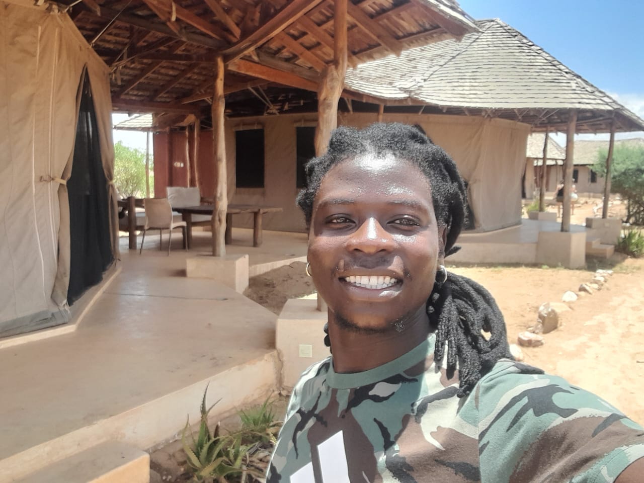 Avventura safari nello Tsavo Est con hippo